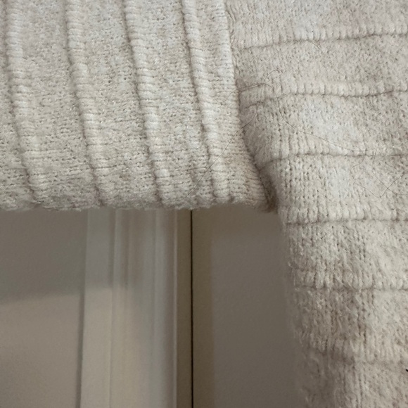 Pink Rose Cream Ribbed Cardigan - Picture 3 of 6